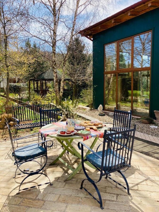 Bed and Breakfast Daiconi Boutique House Minis Esterno foto