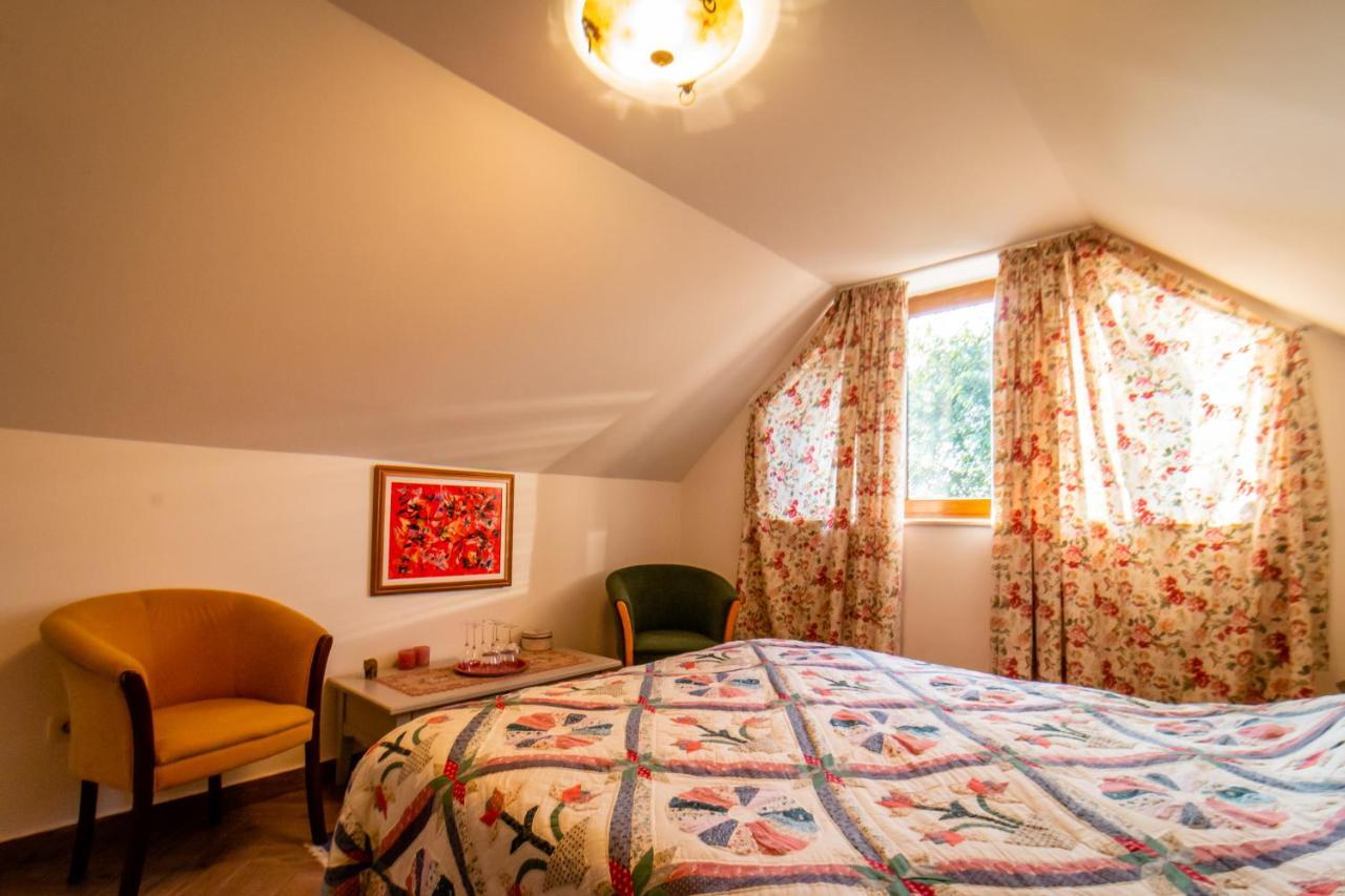Bed and Breakfast Daiconi Boutique House Minis Esterno foto
